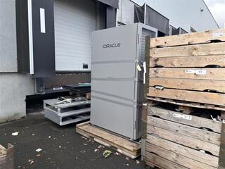 Partij gedemonteerde ICT artikelen